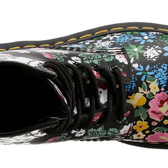Dr. Martens 1460 Pascal Darcy Floral boots, 90s vibe boot - Picture 7 of 7